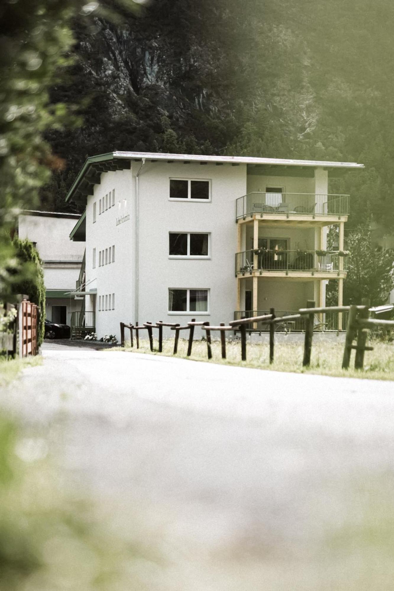 Lebe' Scharnitz Apartment ภายนอก รูปภาพ